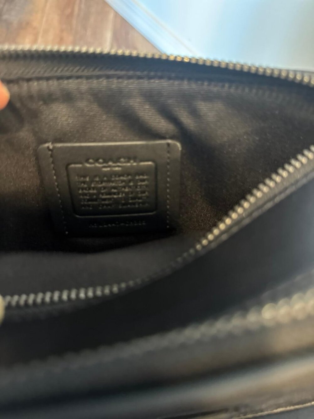 NWT Coach Wyatt Men's Crossbody Bag Signature Canvas CW365 — Unisex - Picture 8 of 8